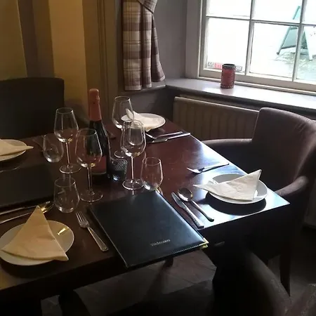 Мини-отель Kings Arms - Kirkby Stephens Киркби-Стивен